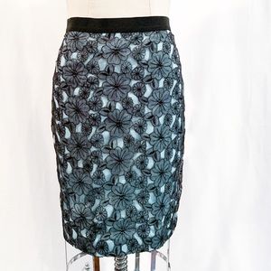 Ann Taylor floral lace pencil skirt NWT